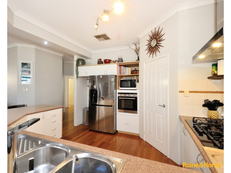 14 Pockett Avenue, Rockingham WA 6168