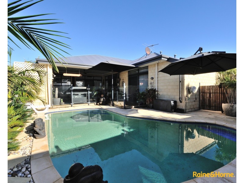 14 Pockett Avenue, Rockingham WA 6168