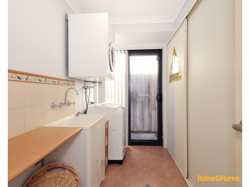 14 Pockett Avenue, Rockingham WA 6168