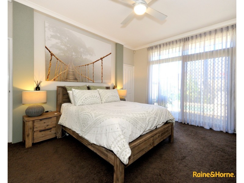 14 Pockett Avenue, Rockingham WA 6168