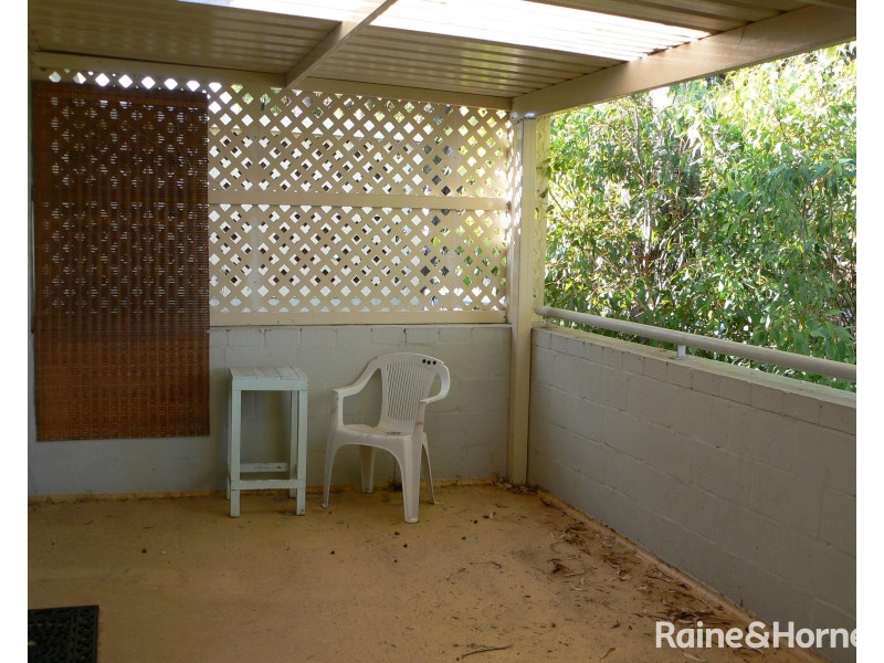 4/9 Kent Street, Rockingham WA 6168