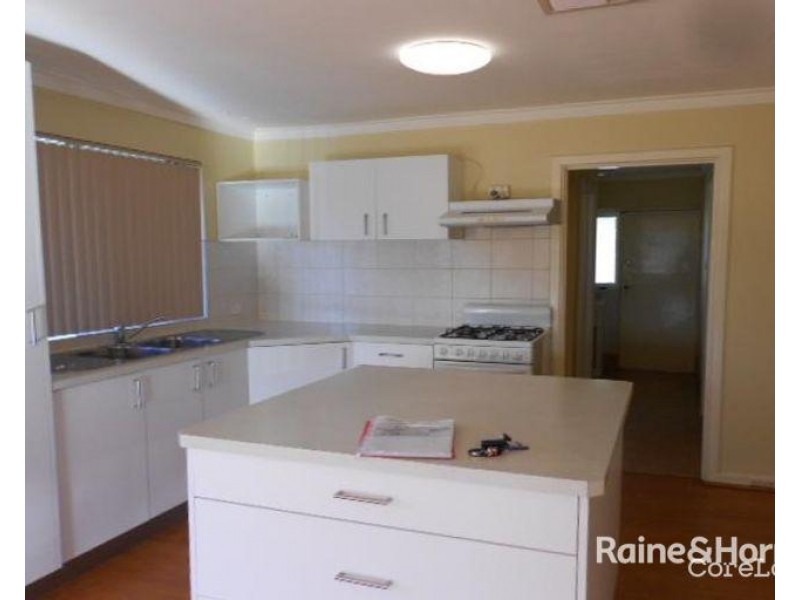 39B Frederick Street, Shoalwater WA 6169