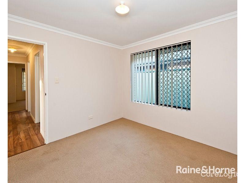 31 Zaragoza Drive, Port Kennedy WA 6172