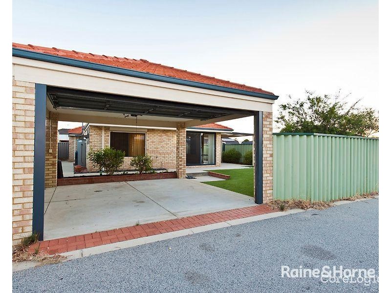 31 Zaragoza Drive, Port Kennedy WA 6172