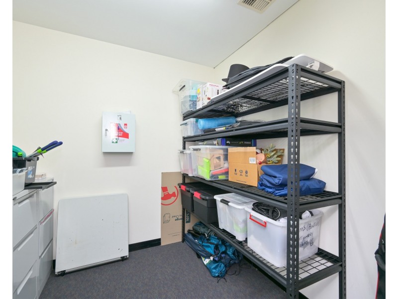 23b Chalgrove Avenue, Rockingham WA 6168