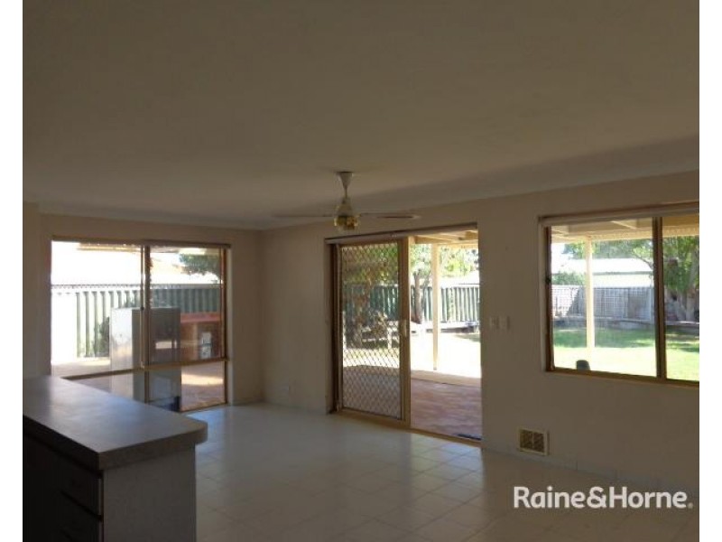 29 Sextant Avenue, Waikiki WA 6169