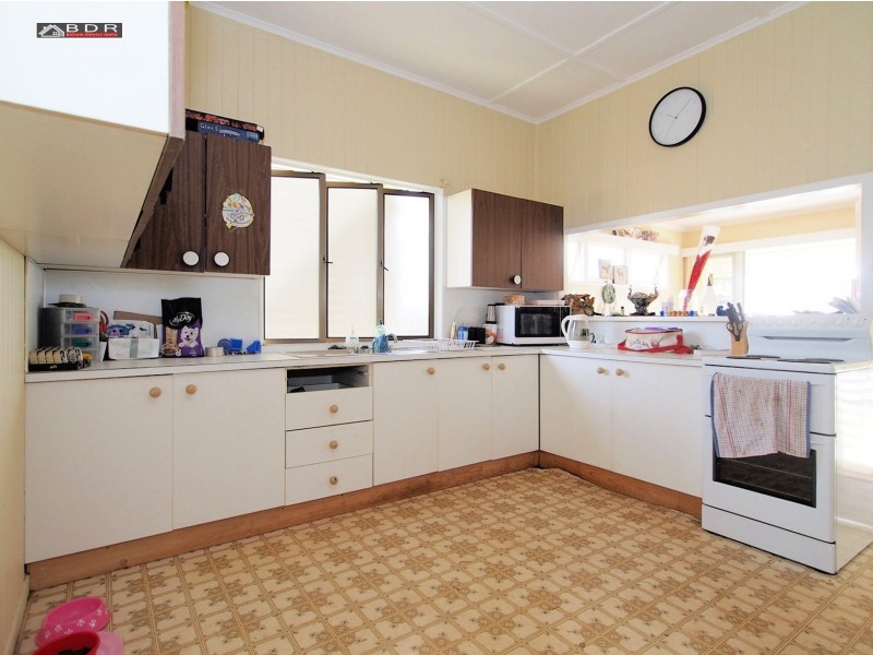 25 West Street, Childers QLD 4660