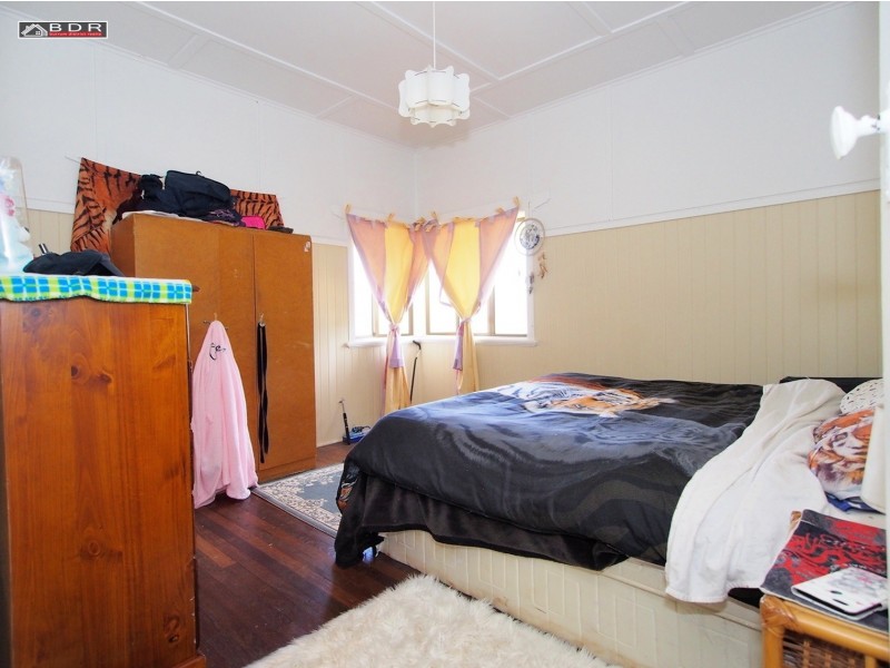 25 West Street, Childers QLD 4660