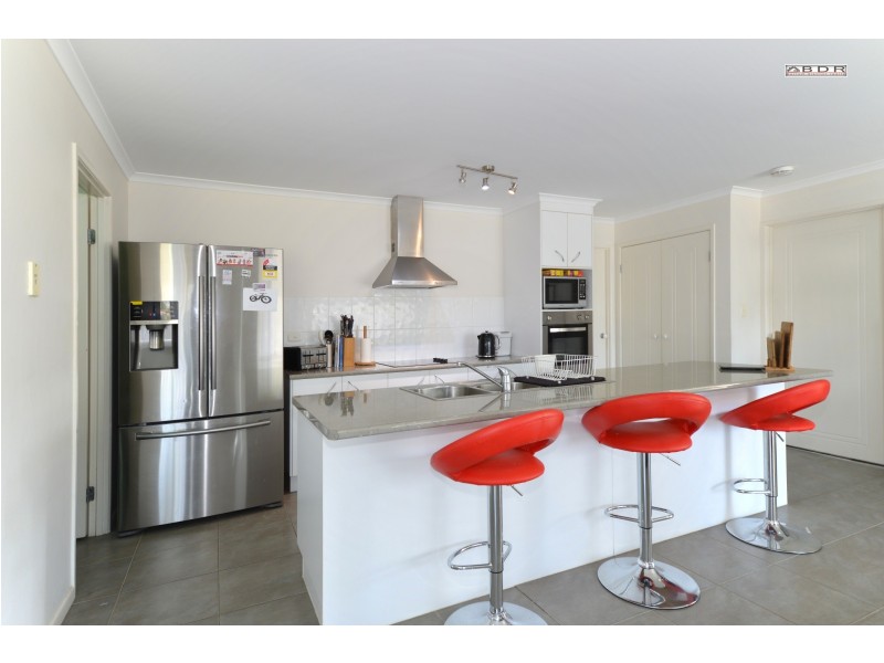 2 Jubata Court, Burrum Heads QLD 4659