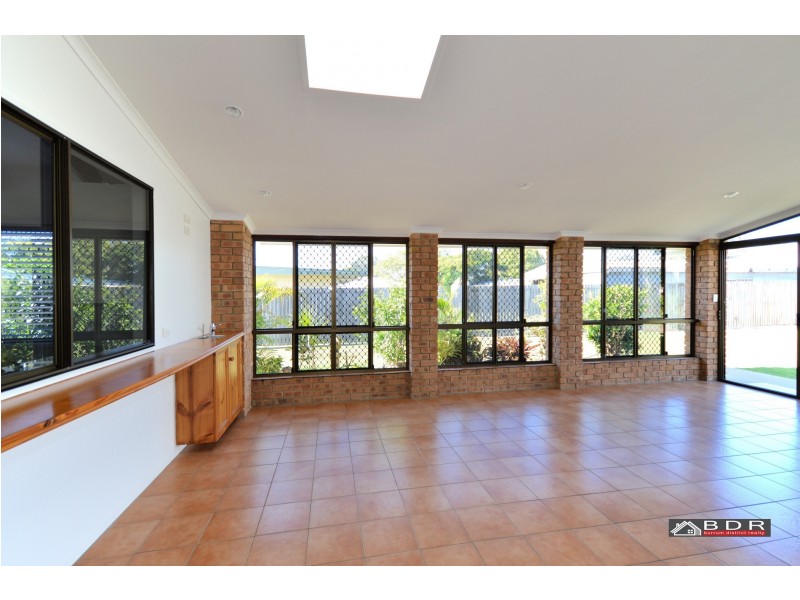 23 Howard St, Burrum Heads QLD 4659