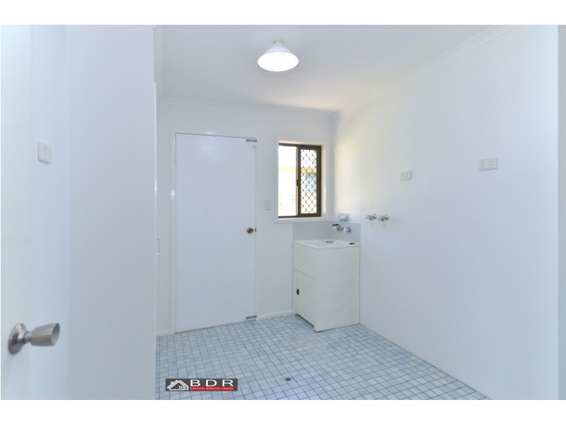 23 Howard St, Burrum Heads QLD 4659