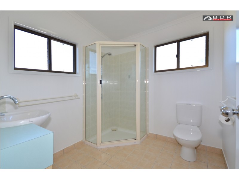 23 Howard St, Burrum Heads QLD 4659
