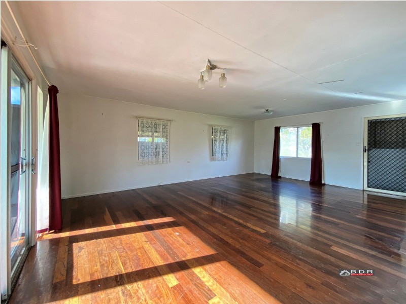 36 Hunter St, Torbanlea QLD 4662