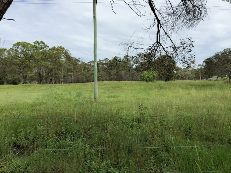 33 Howard Heights Road, Howard QLD 4659