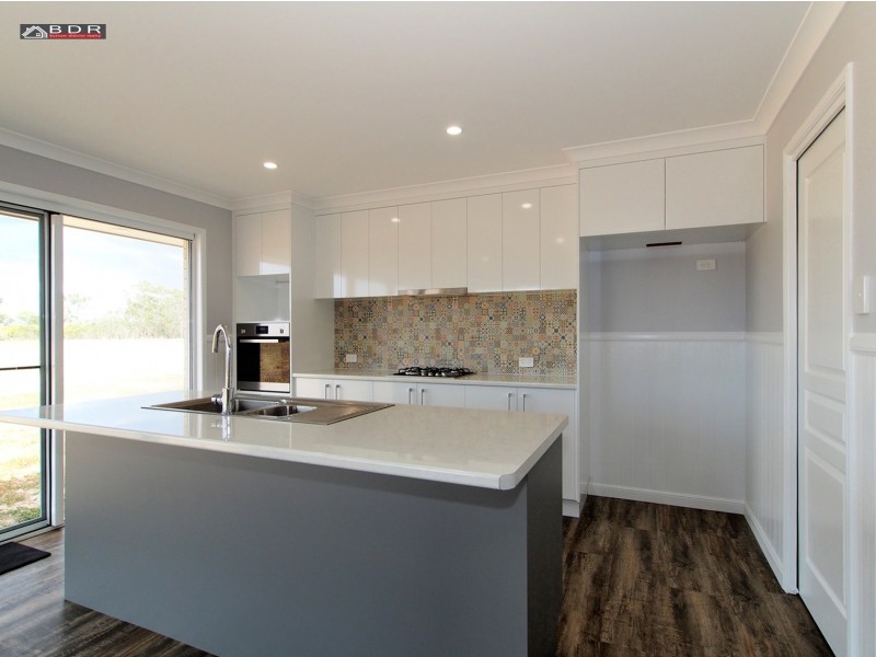 86 Keen Road, Pacific Haven QLD 4659