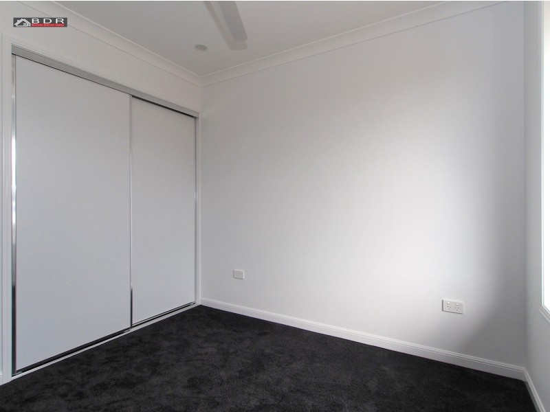 86 Keen Road, Pacific Haven QLD 4659