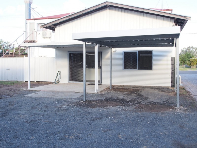 4/73 William Street, Howard QLD 4659