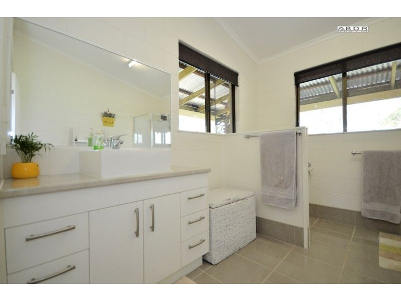 10 Coral Ave, Pacific Haven QLD 4659