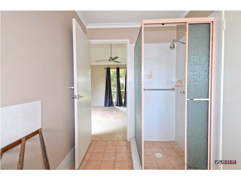 71 Watkins St, Howard QLD 4659