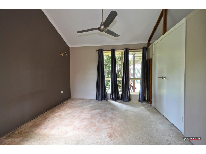 71 Watkins St, Howard QLD 4659
