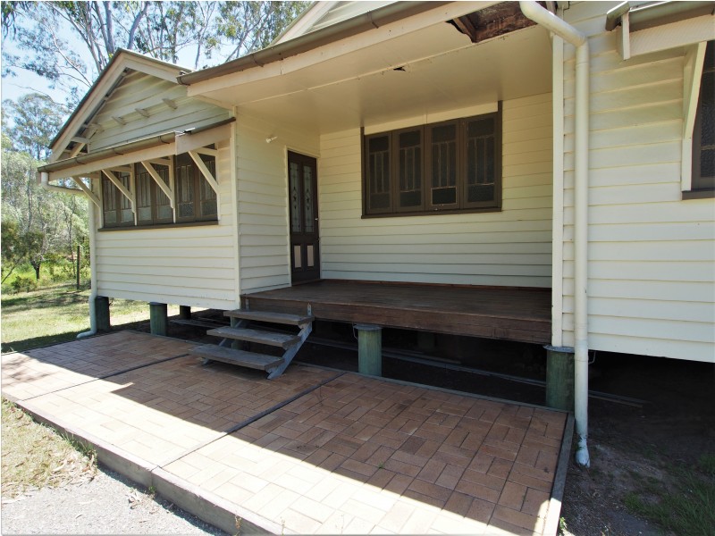 9-11 James St, Howard QLD 4659