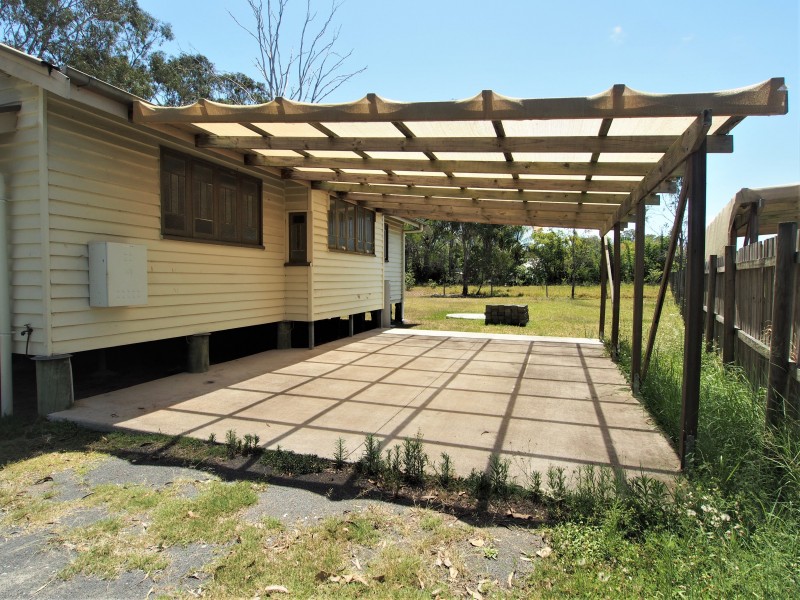 9-11 James St, Howard QLD 4659