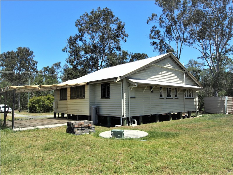 9-11 James St, Howard QLD 4659