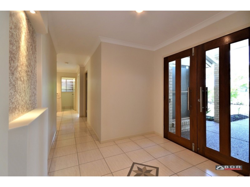 35 Sirenia Drive, Burrum Heads QLD 4659
