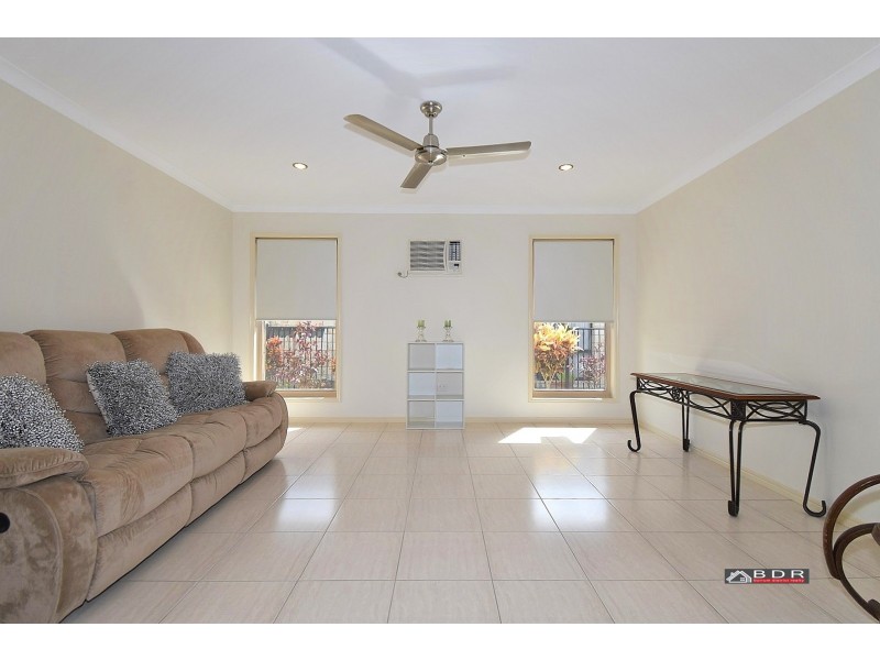 35 Sirenia Drive, Burrum Heads QLD 4659