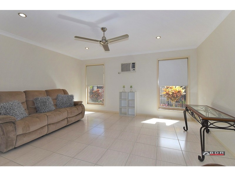 35 Sirenia Drive, Burrum Heads QLD 4659