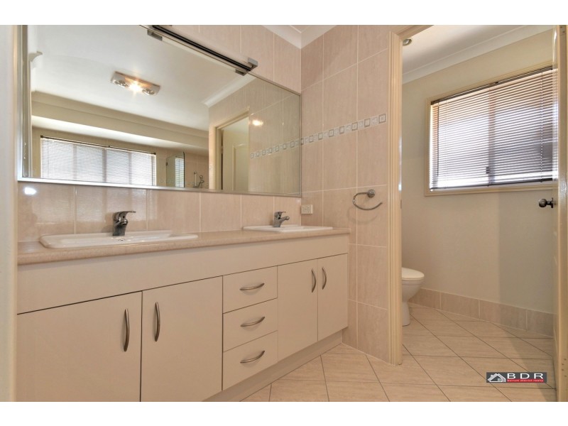 35 Sirenia Drive, Burrum Heads QLD 4659