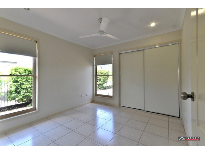 35 Sirenia Drive, Burrum Heads QLD 4659