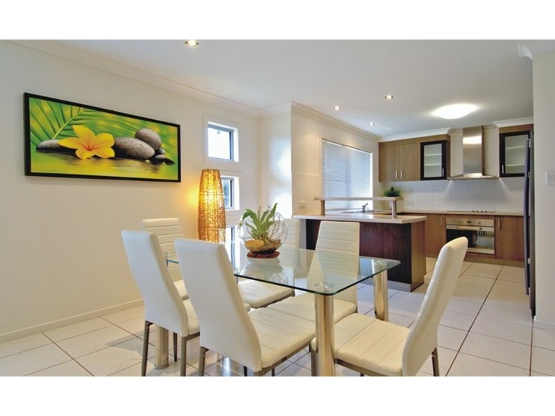 8 Barramundi Drive, Burrum Heads QLD 4659