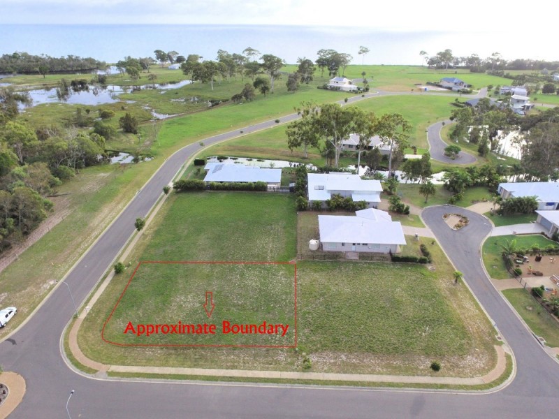 94 Barramundi Dr, Burrum Heads QLD 4659