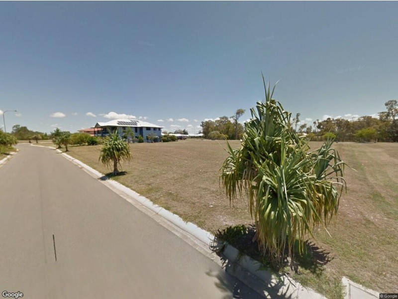 10 Sandcastles Ct, Burrum Heads QLD 4659