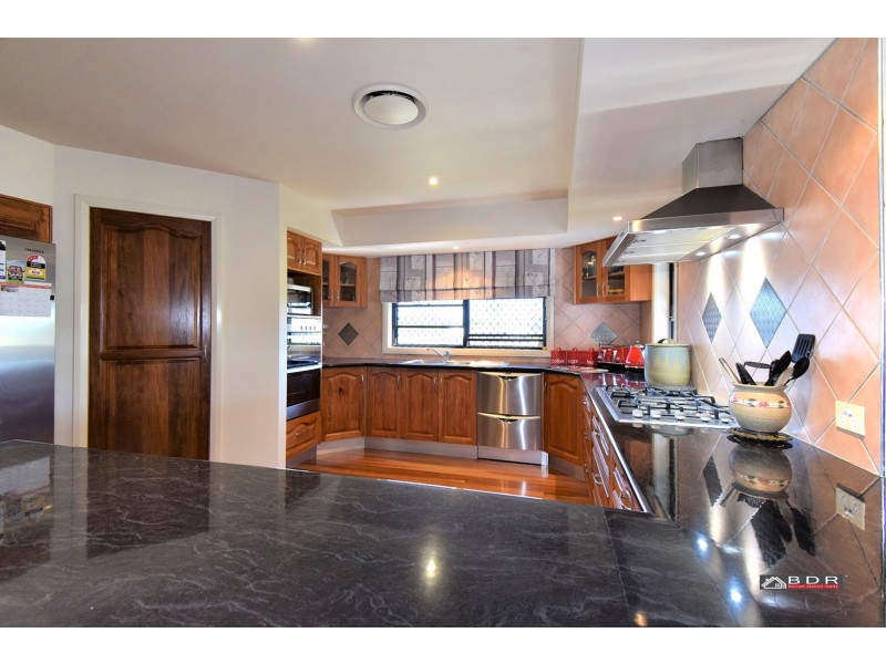 6 Sandcastles Circuit, Burrum Heads QLD 4659