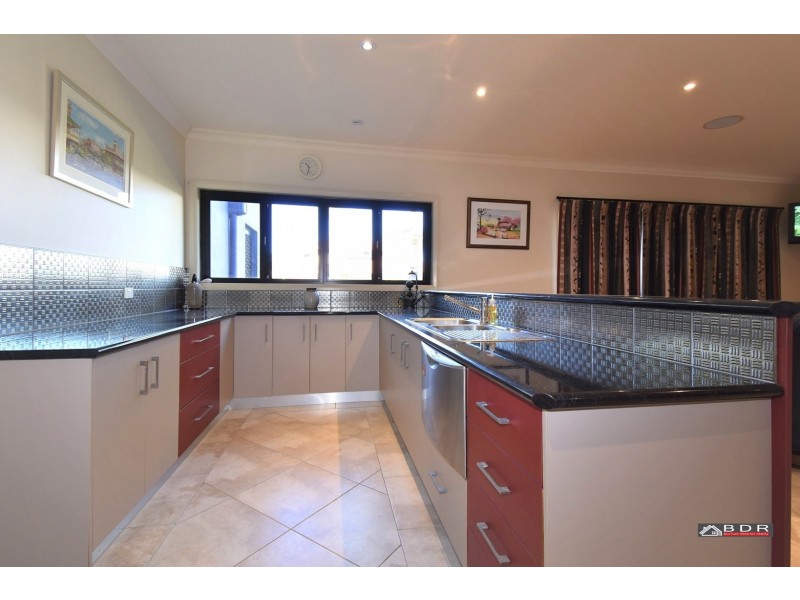 6 Sandcastles Circuit, Burrum Heads QLD 4659