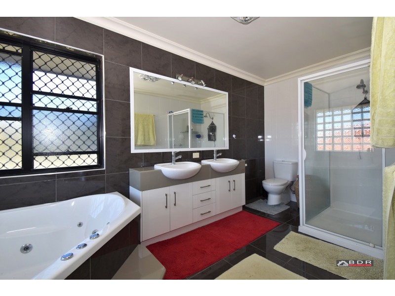 6 Sandcastles Circuit, Burrum Heads QLD 4659