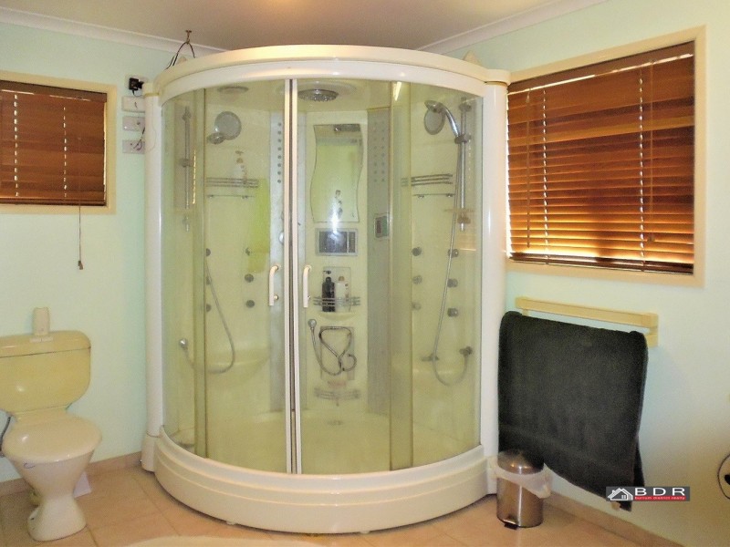 181 Sunnybrae Circuit, Redridge QLD 4660