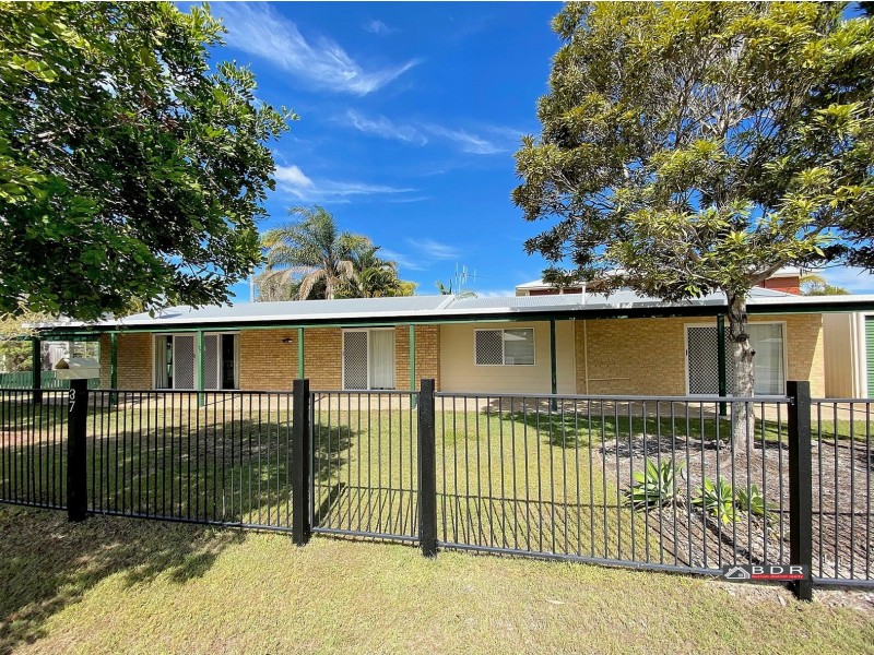 37 Beach Dr, Burrum Heads QLD 4659
