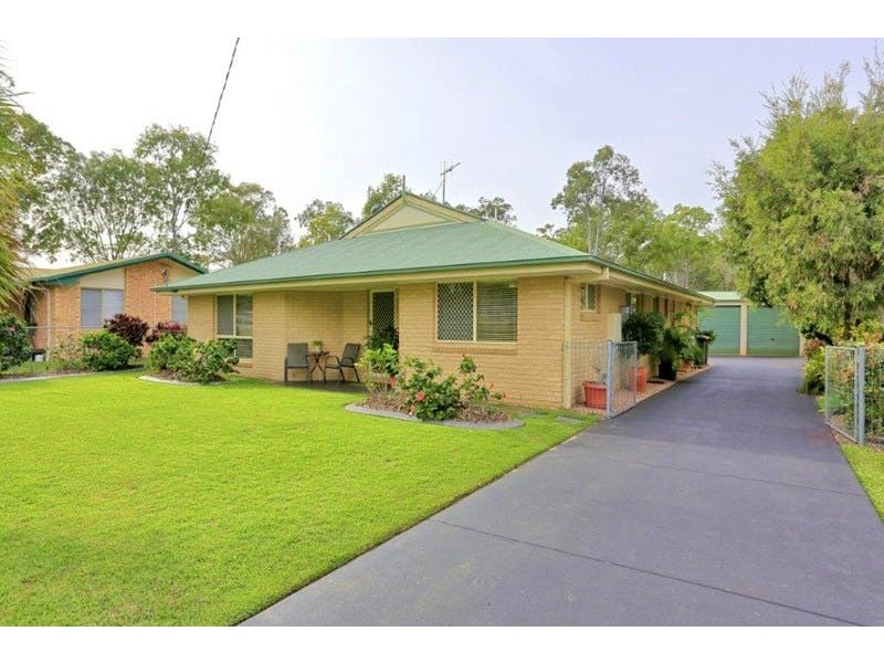 32 Burrum Heads Rd, Burrum Heads QLD 4659