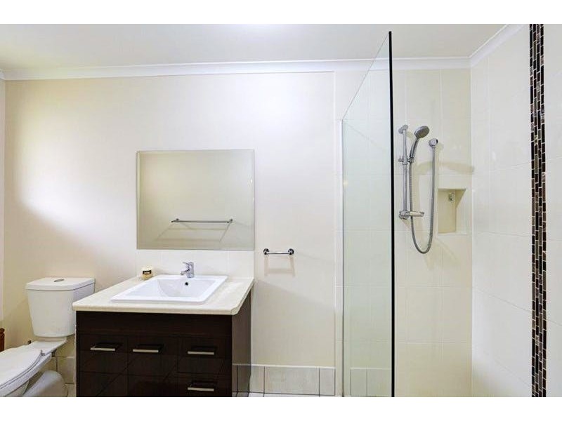 32 Burrum Heads Rd, Burrum Heads QLD 4659