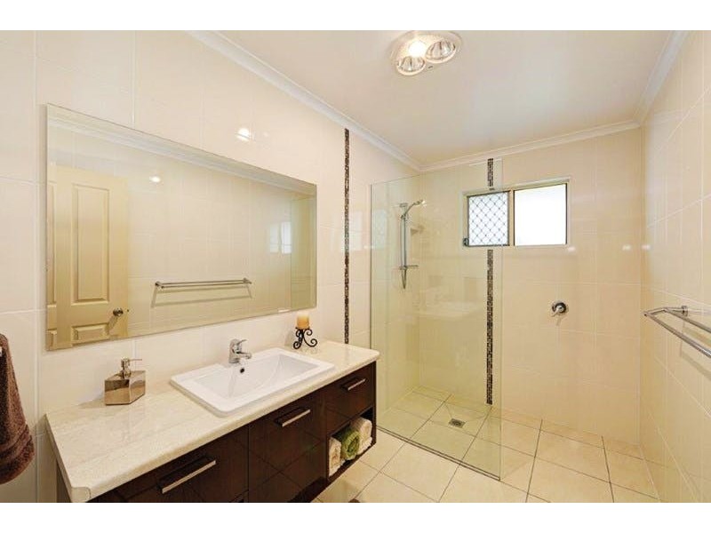 32 Burrum Heads Rd, Burrum Heads QLD 4659