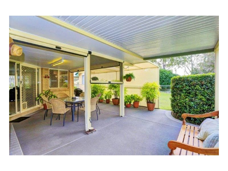 32 Burrum Heads Rd, Burrum Heads QLD 4659