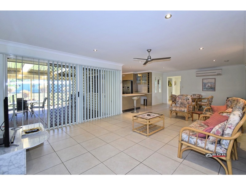 32 Traviston Way, Burrum Heads QLD 4659