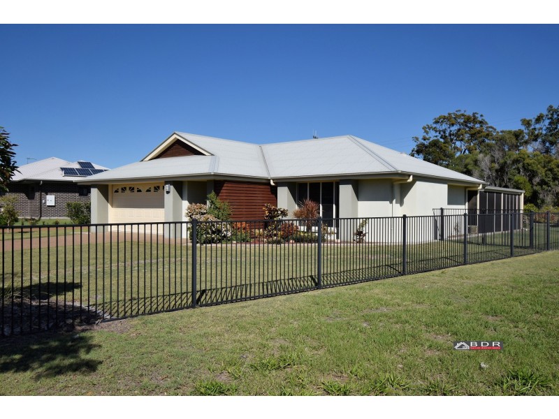 32 Traviston Way, Burrum Heads QLD 4659