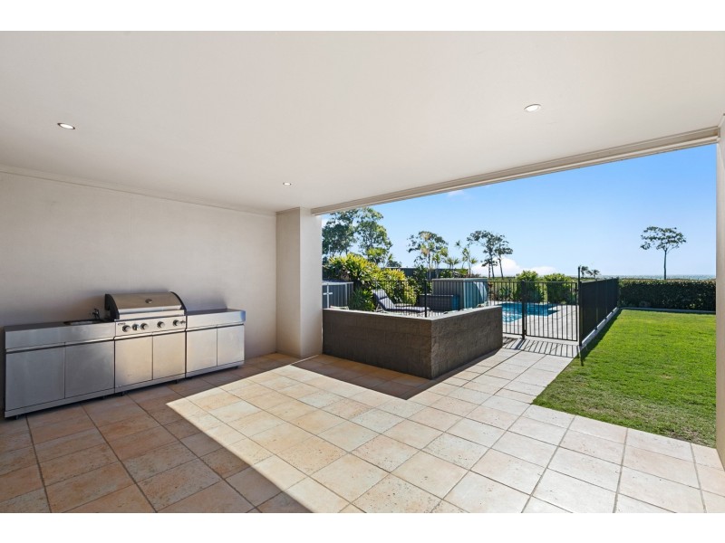 2 Pavilion Ct, Burrum Heads QLD 4659