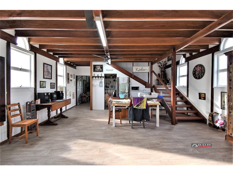 10 Crawford Street, Torbanlea QLD 4662