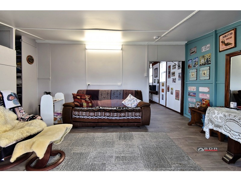 10 Crawford Street, Torbanlea QLD 4662