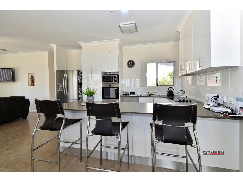 8 Cowrie Court, Burrum Heads QLD 4659